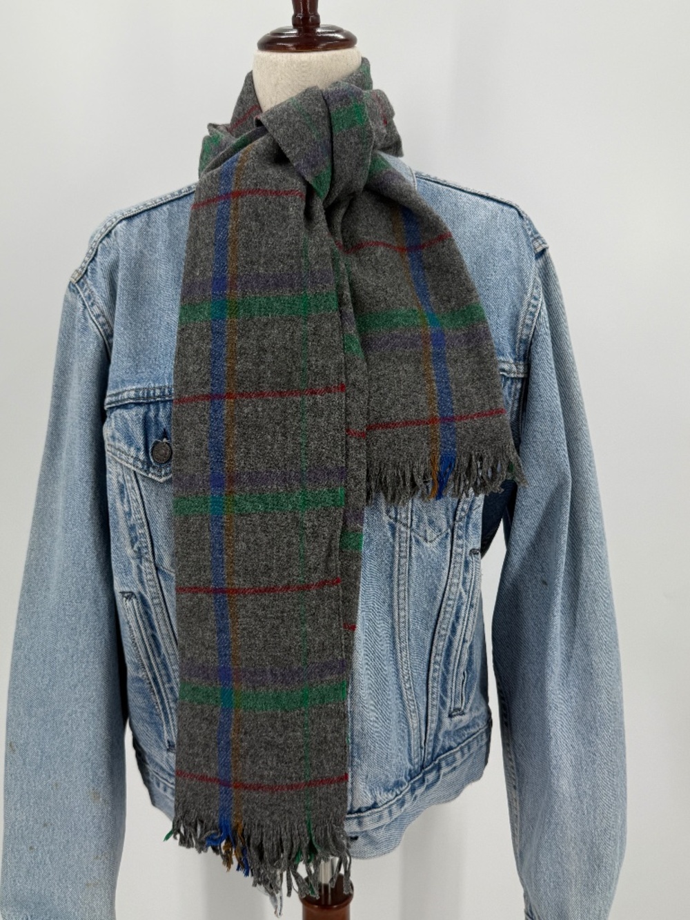Vintage 90s Levi Strauss Sutter Creek Wool Blend Gray Plaid Fringe Winter Scarf